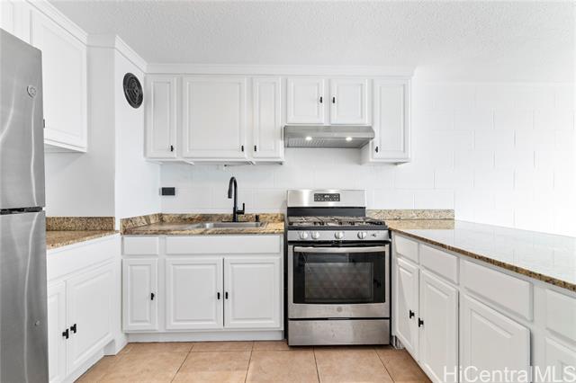 2501 Coyne Street, 101, Honolulu, HI 96826