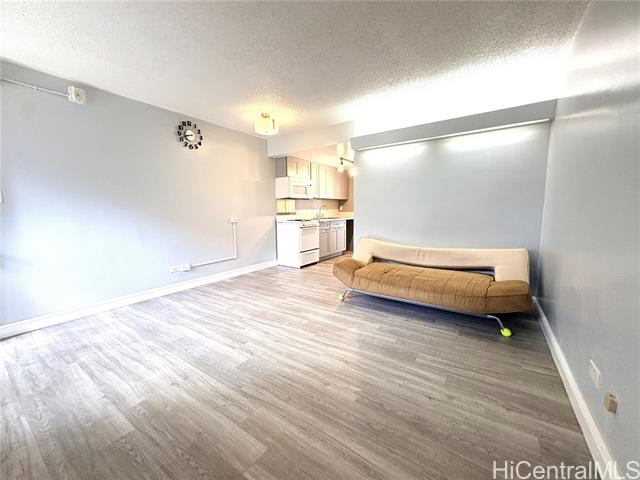1550 Rycroft Street, 103, Honolulu, HI 96814