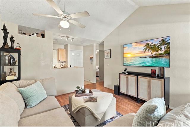 95-510 Wikao Street, E303, Mililani, HI 96789