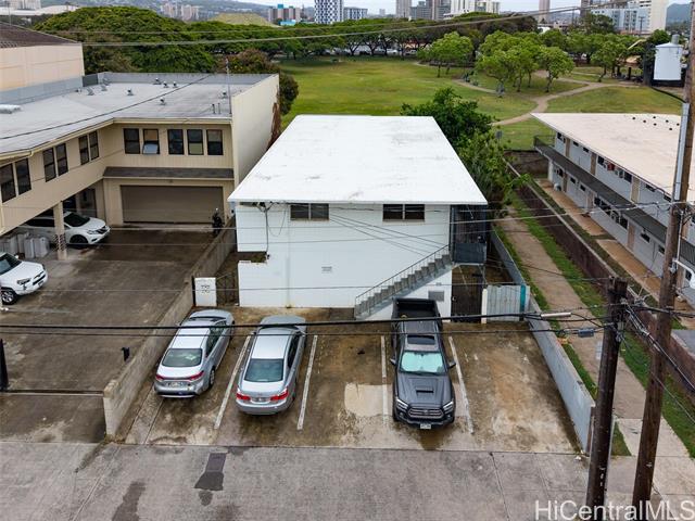927 Makahiki Way, Honolulu, HI 96826