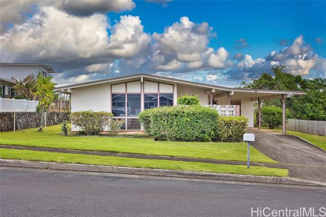 2333 Ahakapu Street, Pearl City, HI 96782