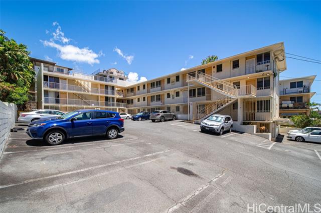 1036 Green Street, 105, Honolulu, HI 96822