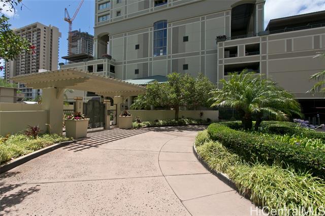 421 Olohana Street, 904, Honolulu, HI 96815