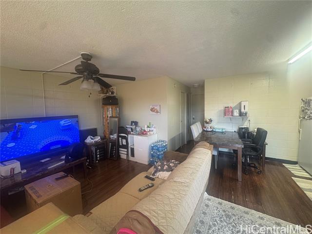94-099 Waipahu Street, A312, Waipahu, HI 96797