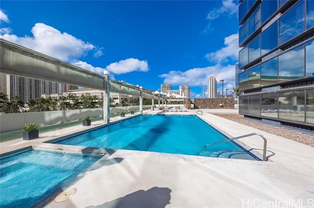 1750 Kalakaua Avenue, 1402, Honolulu, HI 96826