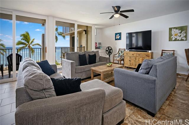 53-567 Kamehameha Highway, PH4, Hauula, HI 96717