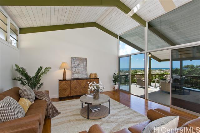 5372 Manauwea Street, A, Honolulu, HI 96821