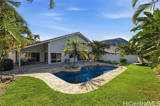 7114 Niumalu Loop, Honolulu, HI 96825