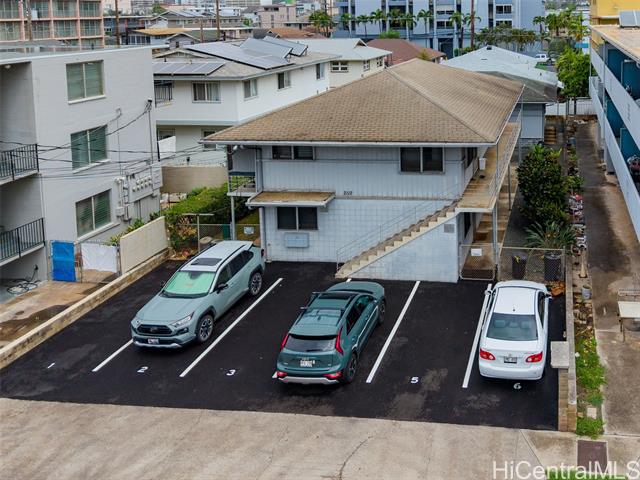 2112 Fern Street, Honolulu, HI 96816