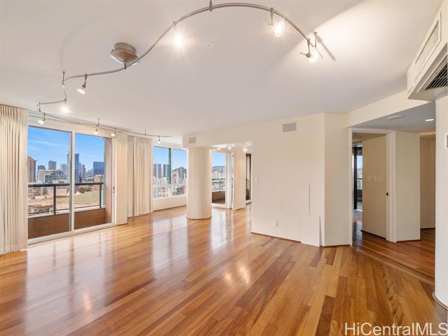 1888 Kalakaua Avenue, 2903, Honolulu, HI 96815