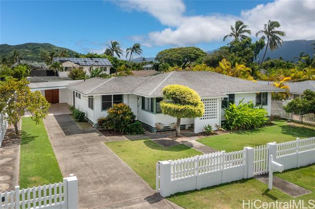 225 Awakea Road, Kailua, HI 96734