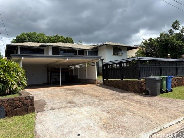 977 Puu Kula Drive, Pearl City, HI 96782