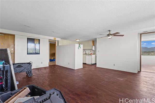 1060 Kamehameha Highway, 1604A, Pearl City, HI 96782