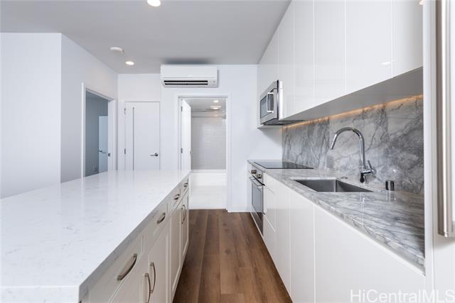 987 Queen Street, 2104, Honolulu, HI 96814