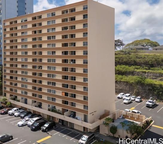 801 Ala Nioi Place, 404, Honolulu, HI 96818