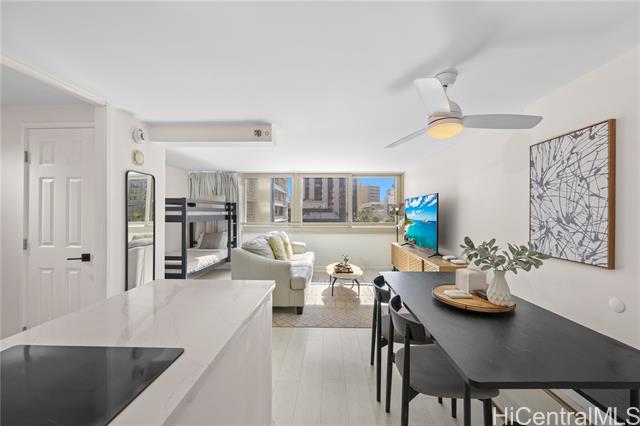 445 Seaside Avenue, 721, Honolulu, HI 96815