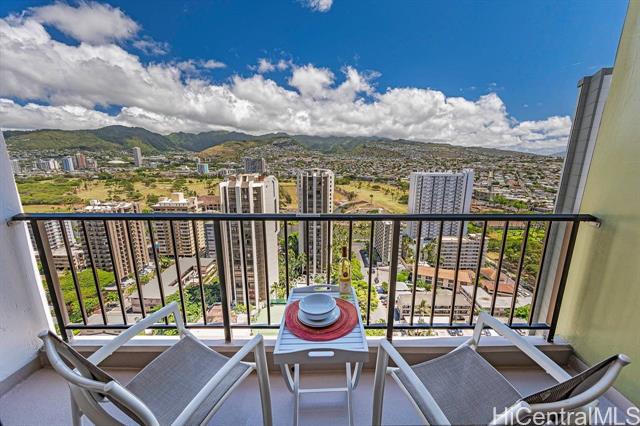 229 Paoakalani Avenue, 3011 (NUC), Honolulu, HI 96815