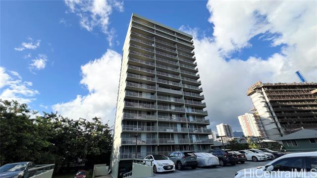 2522 Date Street, 502, Honolulu, HI 96826