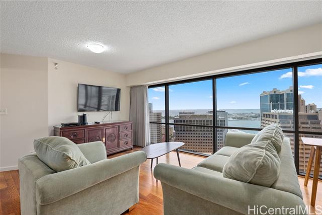 New Condo for sale in Metro Honolulu, $298,000