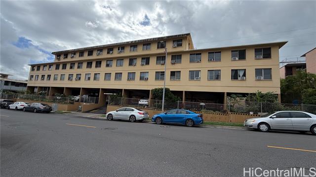 3003 Ala Napuaa Place, 308, Honolulu, HI 96818