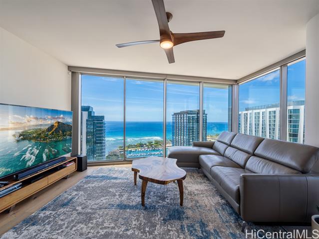 1001 Queen Street, 3801, Honolulu, HI 96814