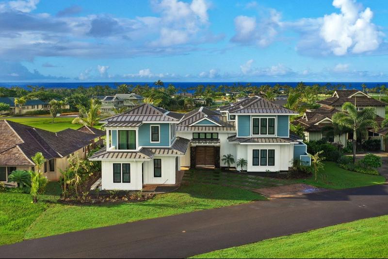 2775 Uluwehi St, Koloa, HI 96756
