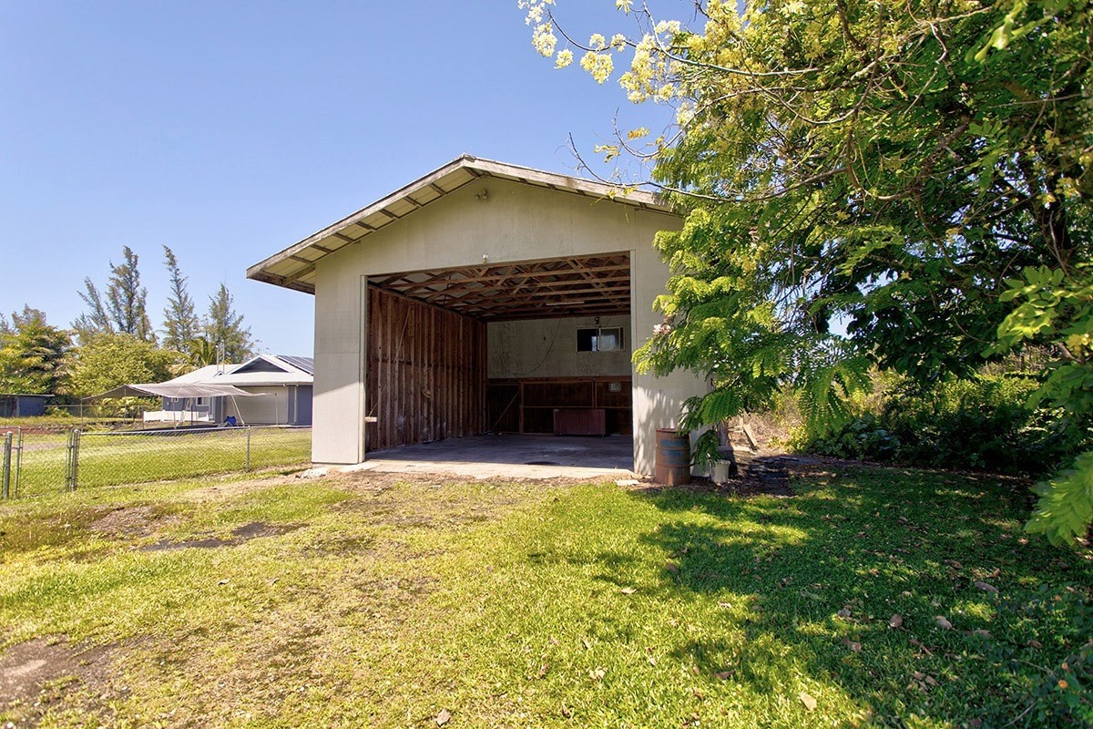 15-1811 10Th Ave, Keaau, HI 96749