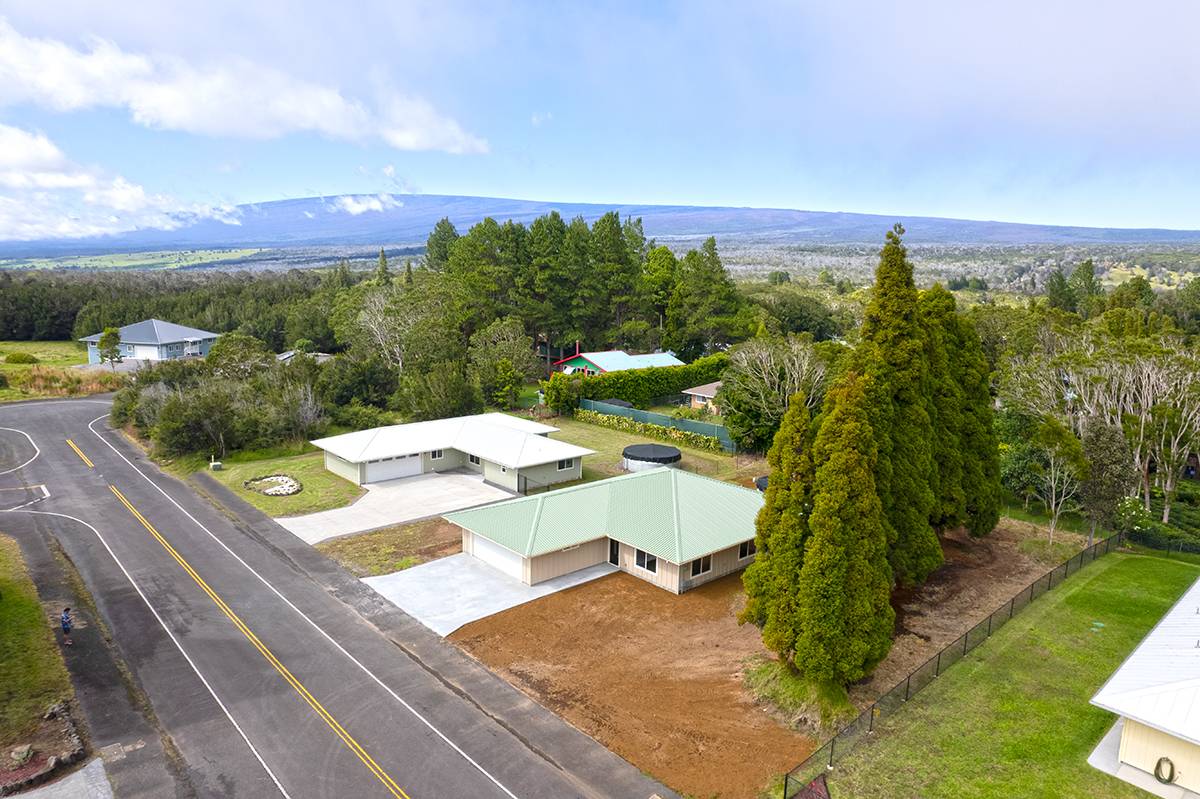 99-314 Maunanani Pl, Volcano, HI 96718