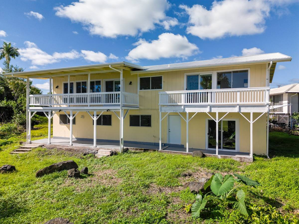 141 Kaikuono Pl, Hilo, HI 96720