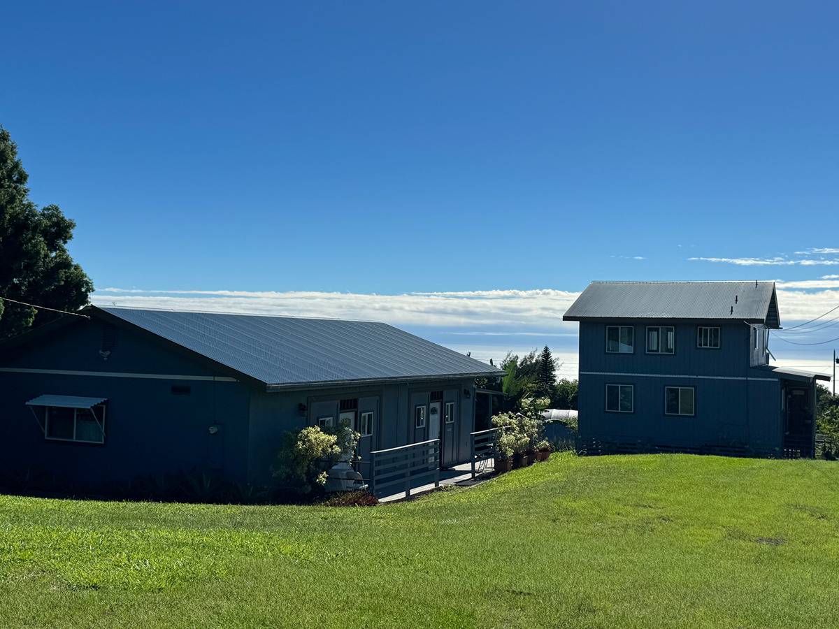 94-6543 Kamaoa Rd, Naalehu, HI 96772