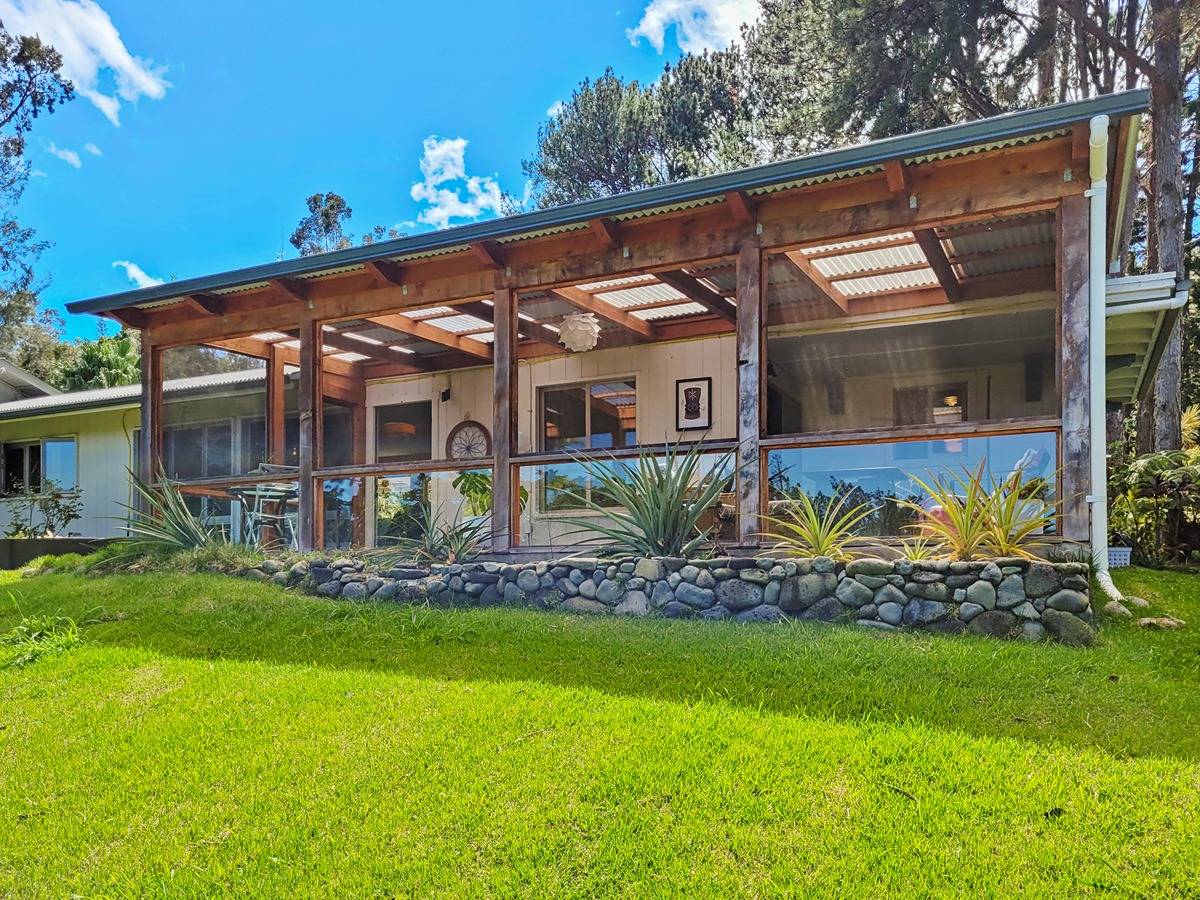 44-2848 Kalopa Mauka Rd, Honokaa, HI 96727