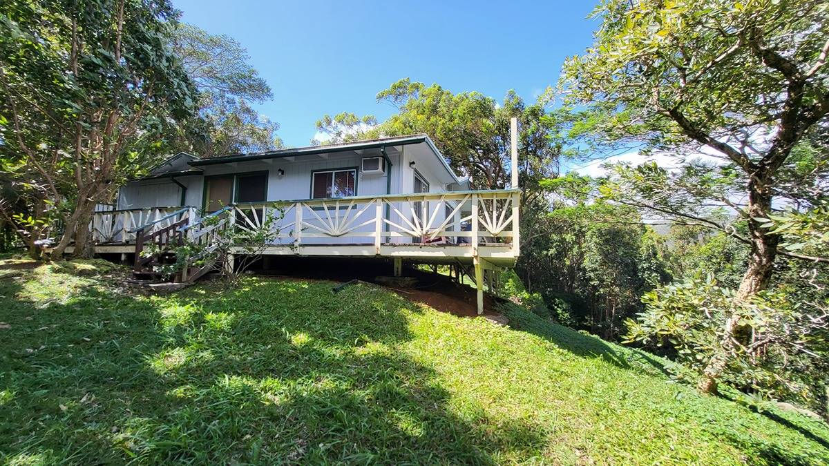 3215-C Wawae Rd, Kalaheo, HI 96741