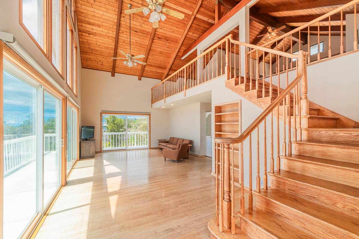 92-8489 Macadamia Dr, Ocean View, HI 96737