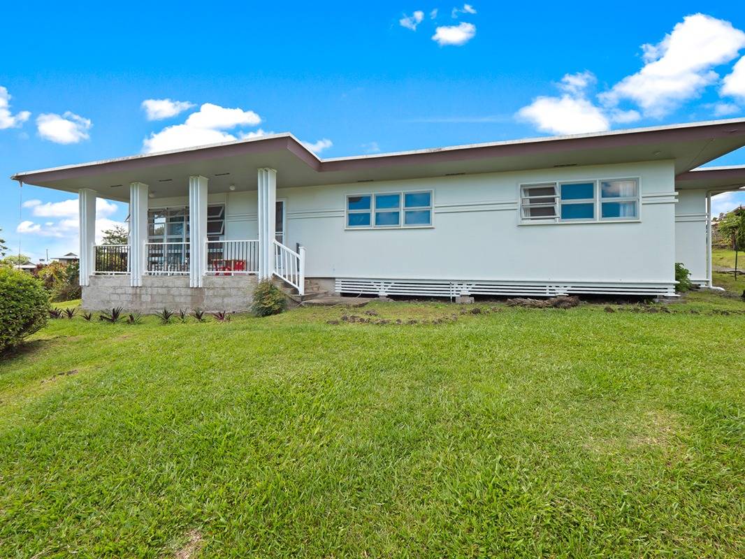 21 Kapualani St, Hilo, HI 96720