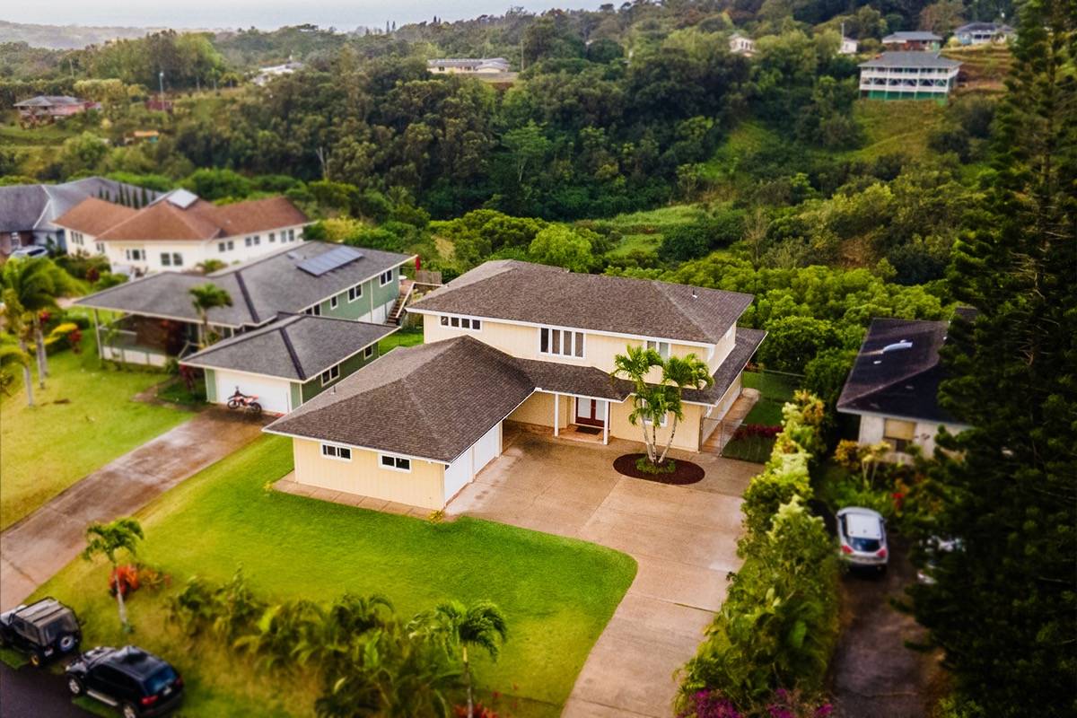 3979 Pai St, Kalaheo, HI 96741