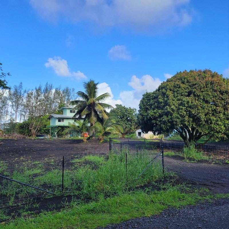 15-2047 7Th Ave, Keaau, HI 96749