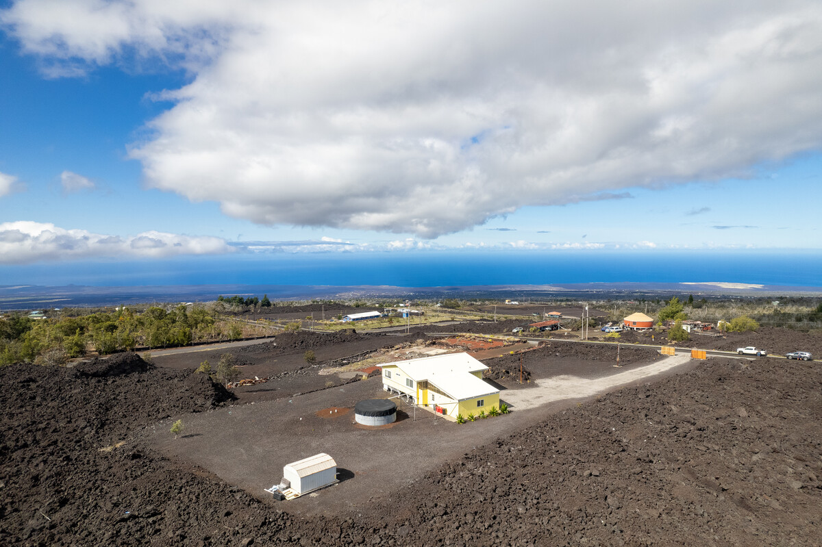 92-8418 Pineapple Pkwy, Ocean View, HI 96737