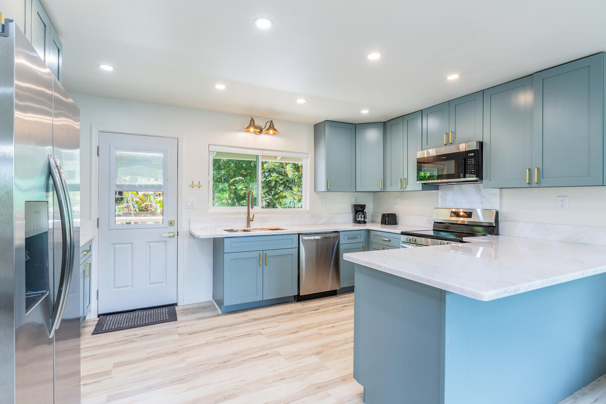 5995 Puka St, Kapaa, HI 96746