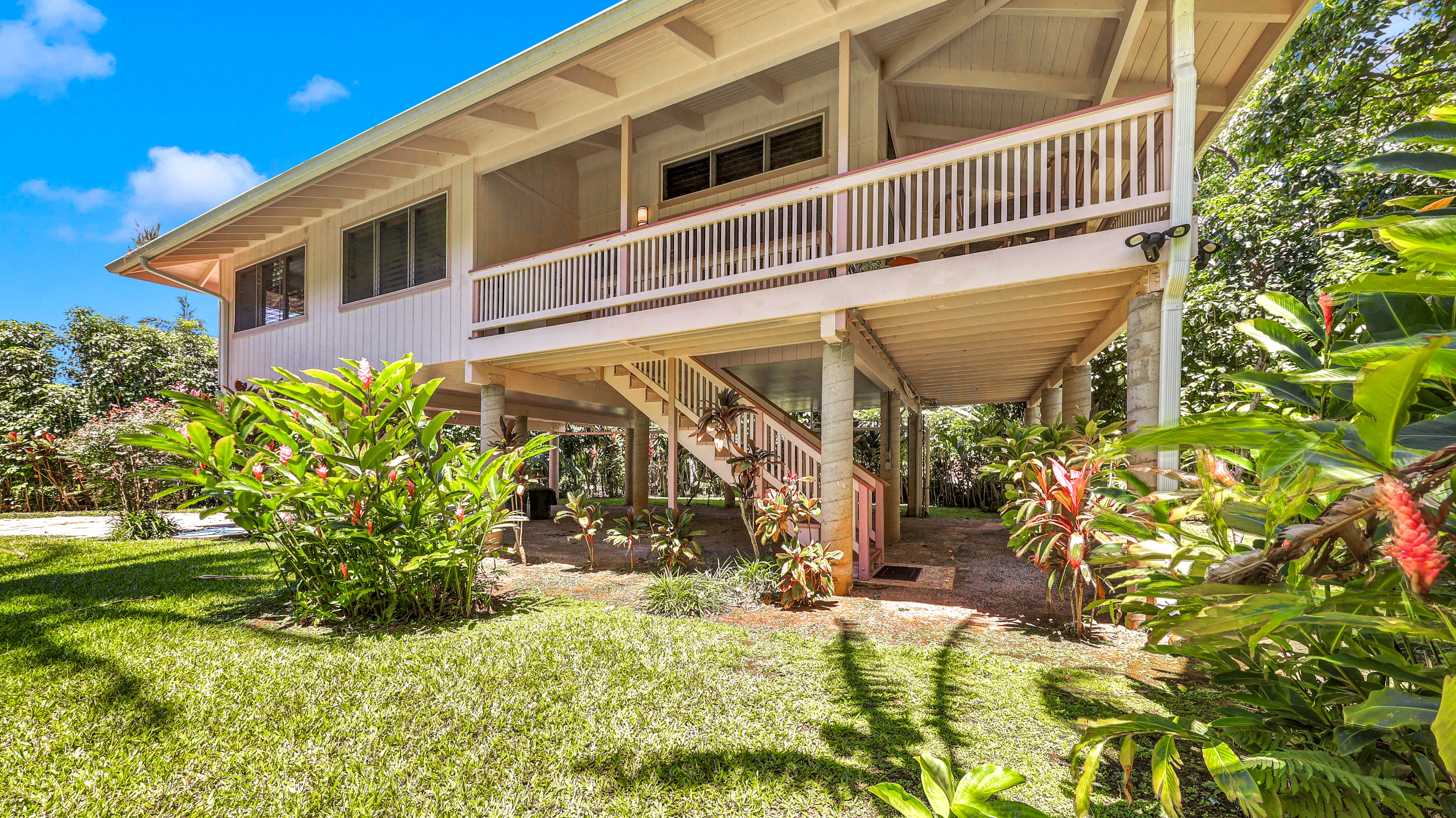 5-6691 Kuhio Hwy, Hanalei, HI 96714