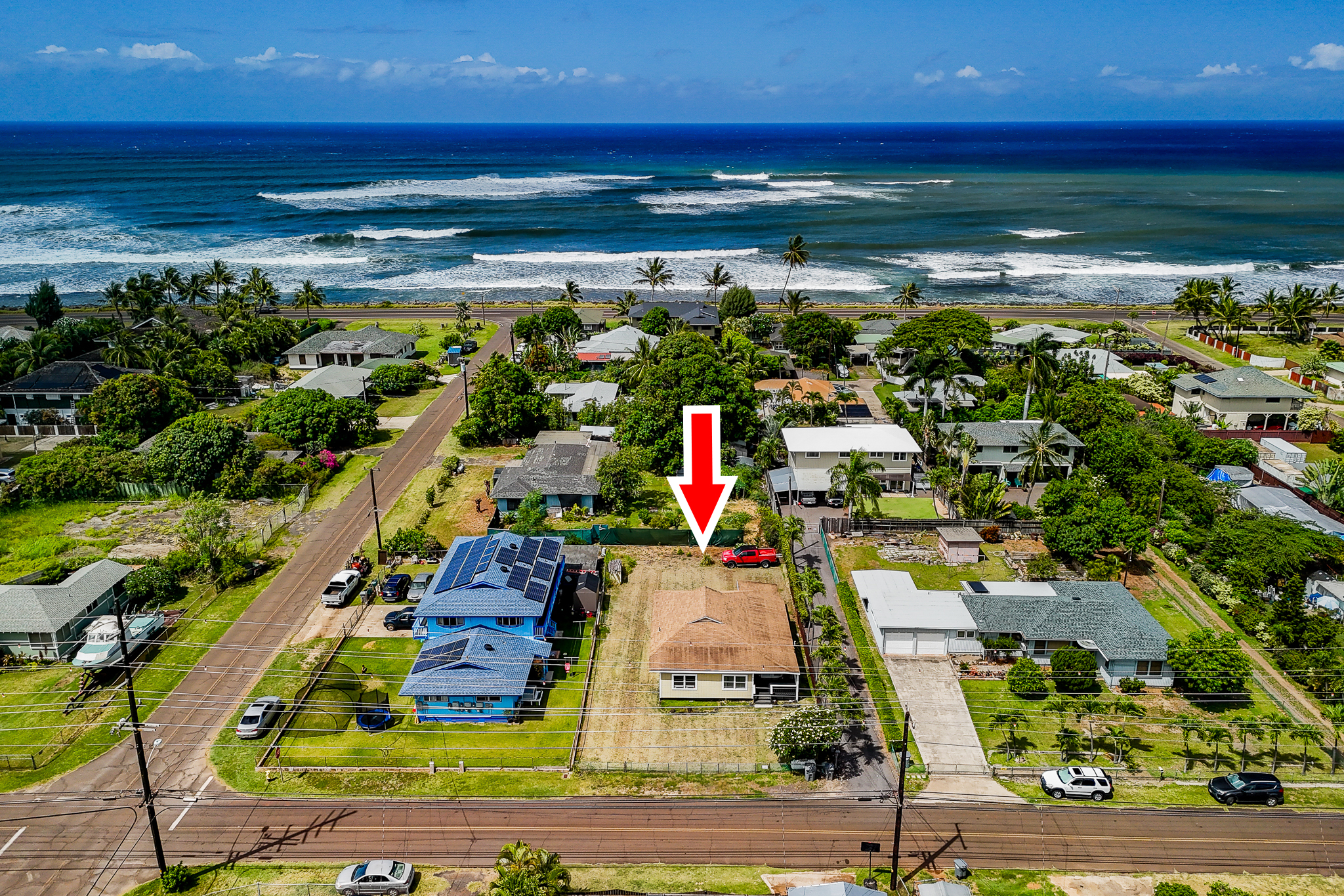 8534 Elepaio Rd, Kekaha, HI 96752