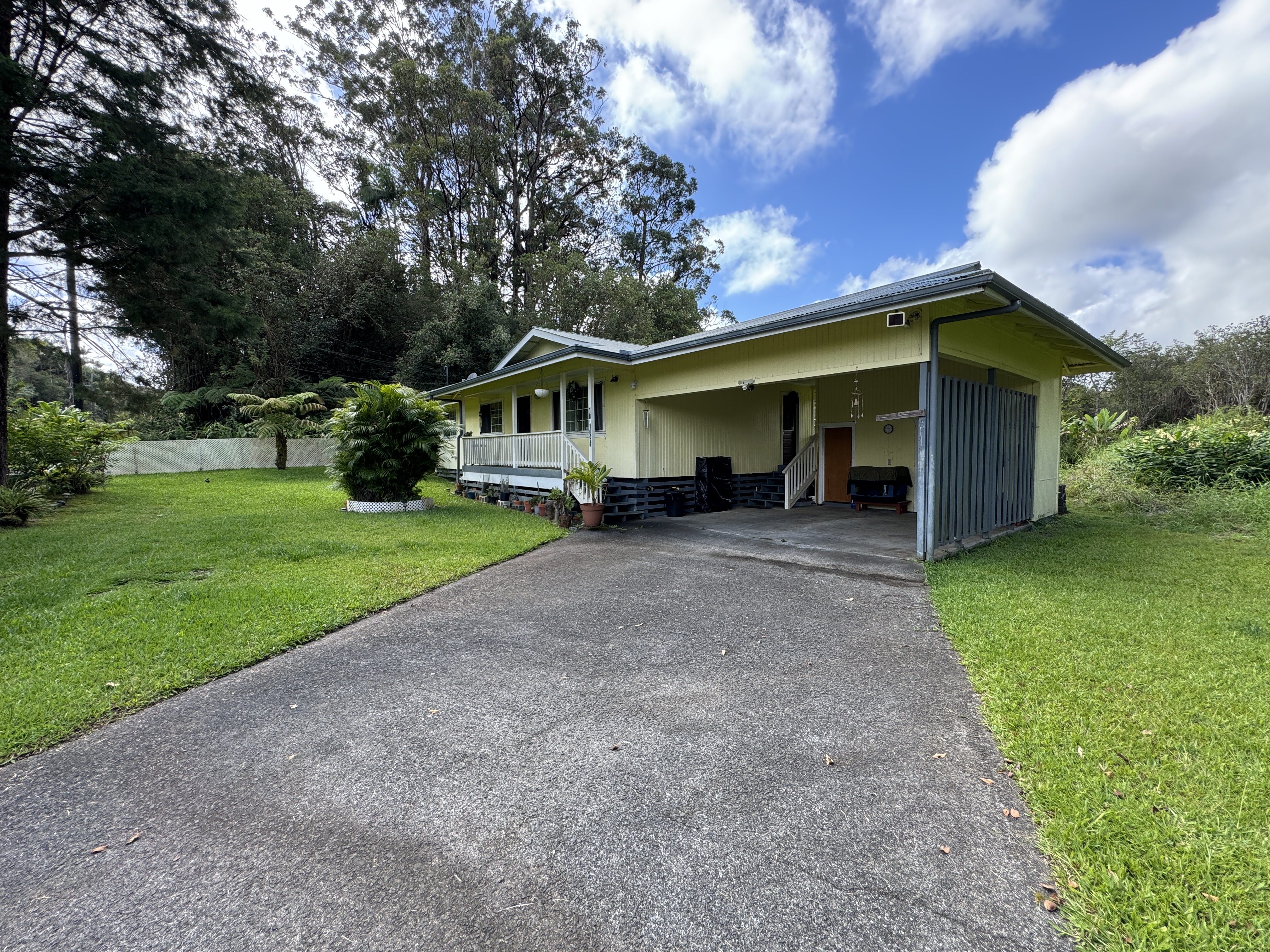 18-1692 Volcano Rd, Volcano, HI 96785