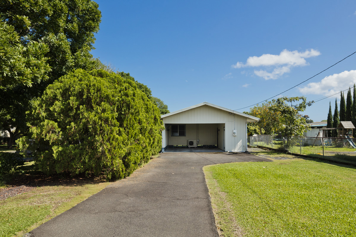 2133 Kilauea Ave, Hilo, HI 96720