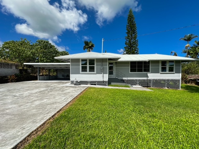 956 Kaumana Dr, Hilo, HI 96720