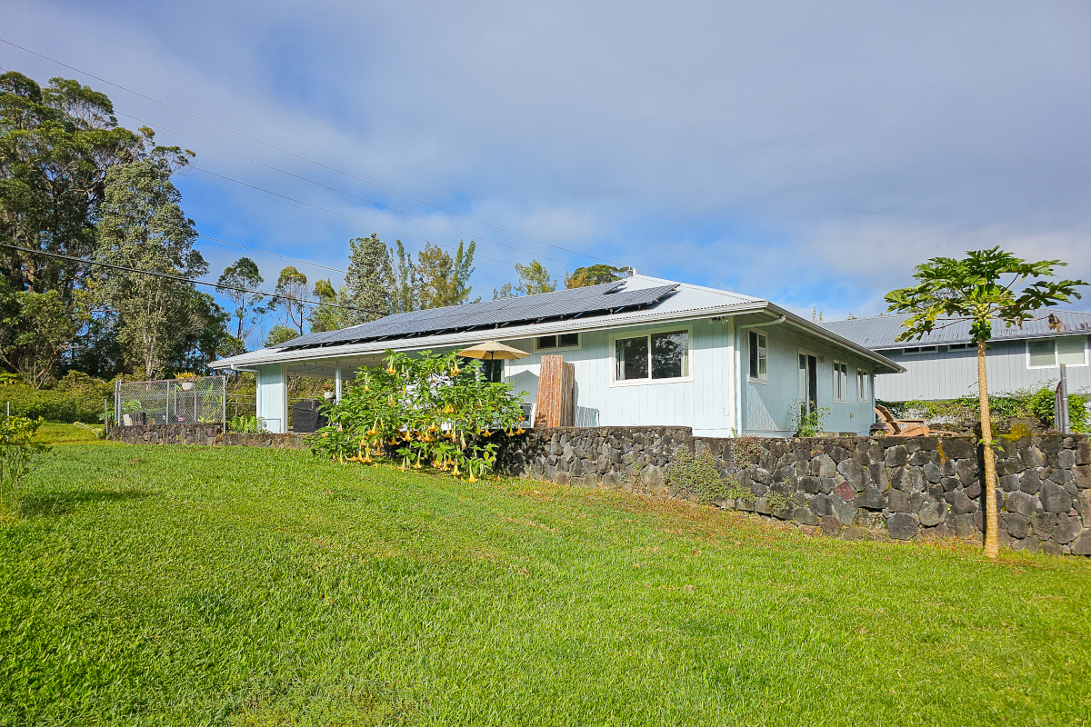 18-4104 Haumalu St, Mountain View, HI 96771