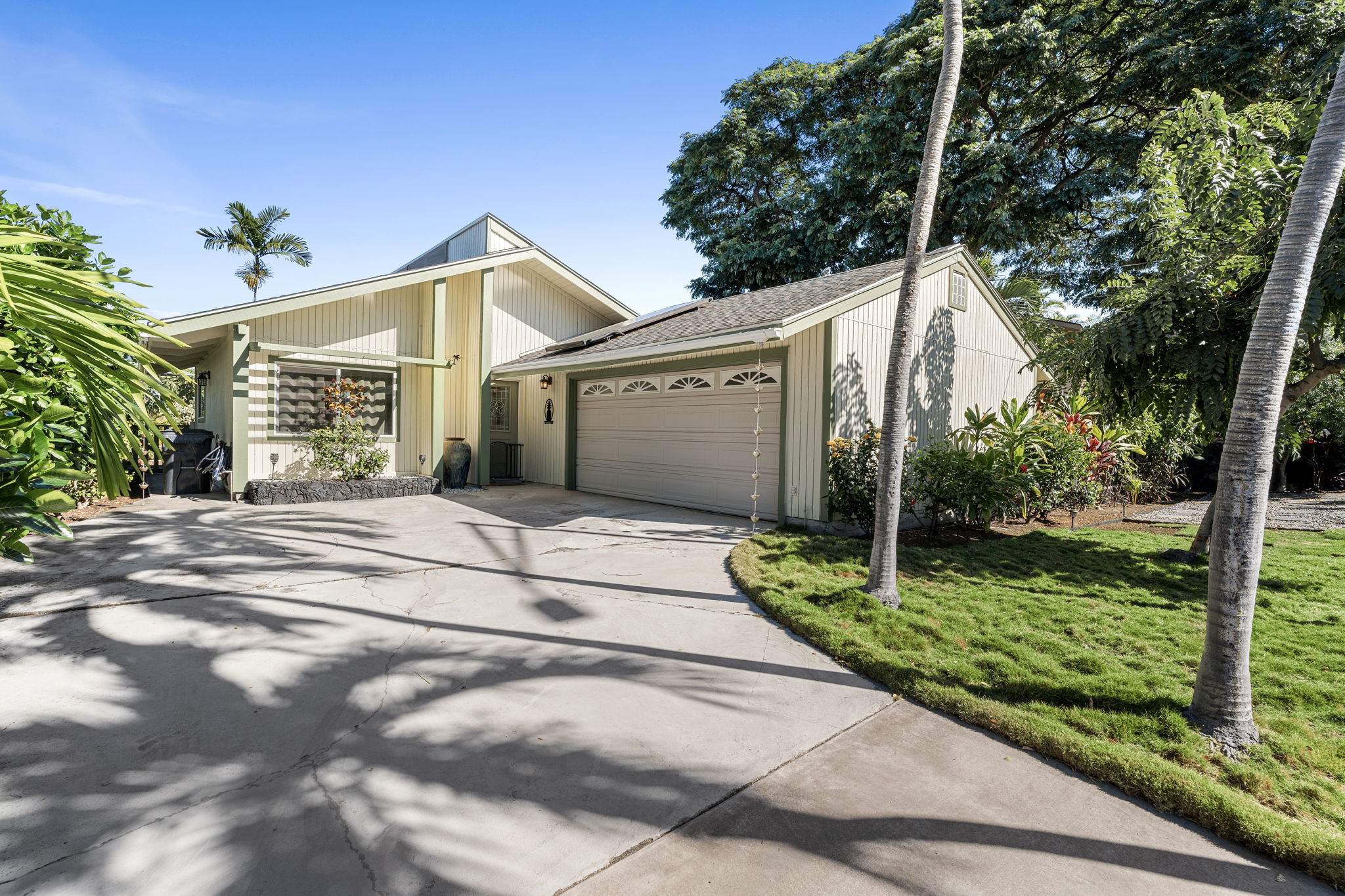 77-131 Laaloa Ave, Kailua-Kona, HI 96740