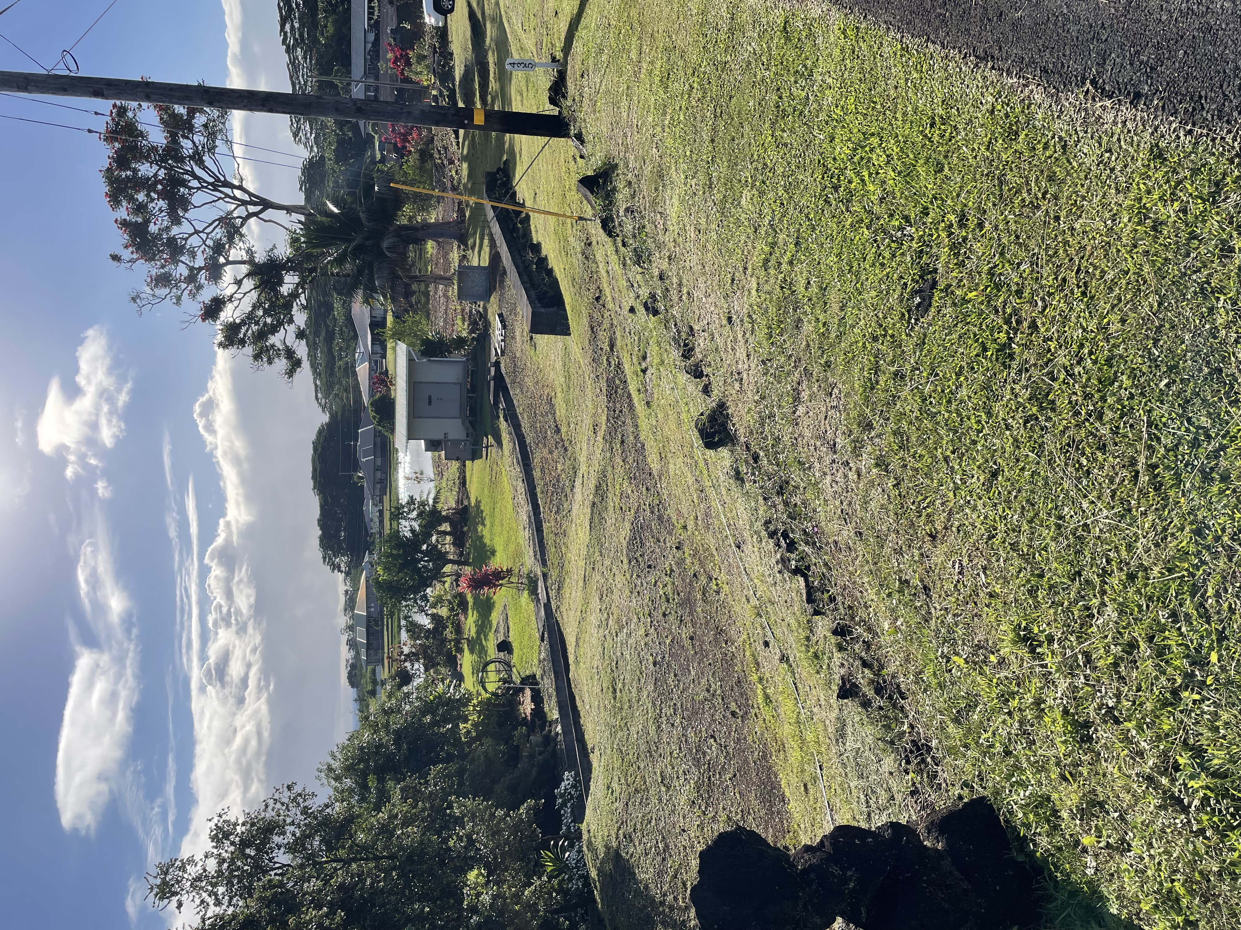 435 Kaumana Dr, Hilo, HI 96720