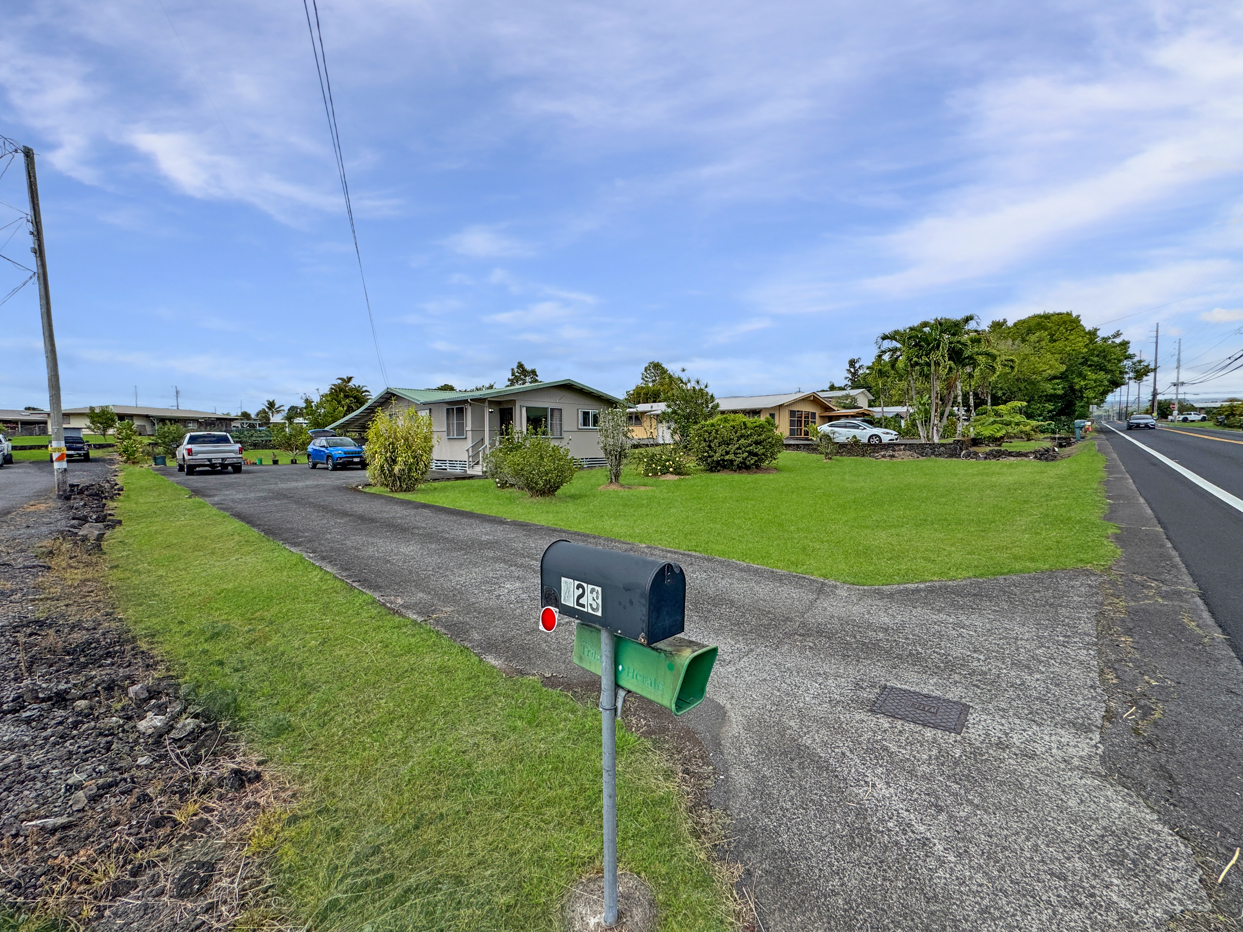 723 Kawailani St, Hilo, HI 96720