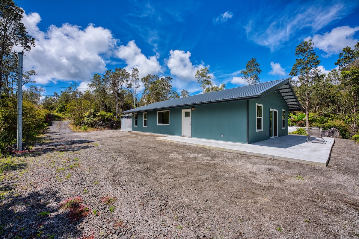 11-3306 Mokuna St, Volcano, HI 96785