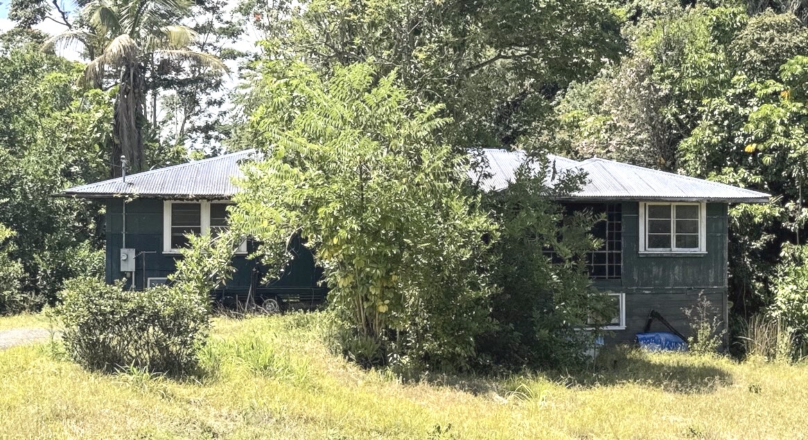 1360 Kaumana Dr, Hilo, HI 96720