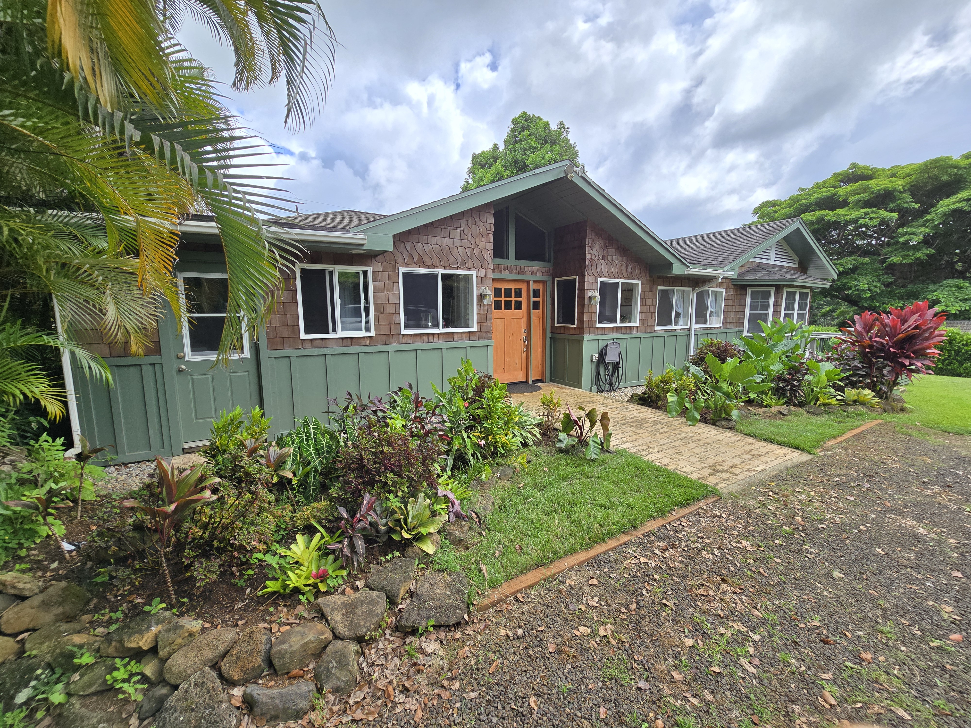 6562 Kahuna Rd, Kapaa, HI 96746